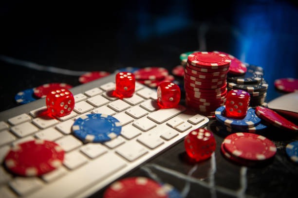 European Roulette wheel and betting layout at aob633 live table